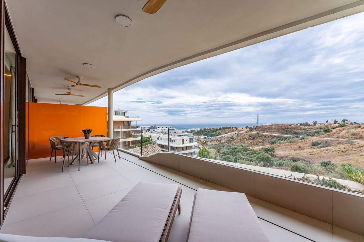 2 soveværelse Lejlighed til salg i Fuengirola med swimmingpool garage - € 599.000 (Ref: 9550053)