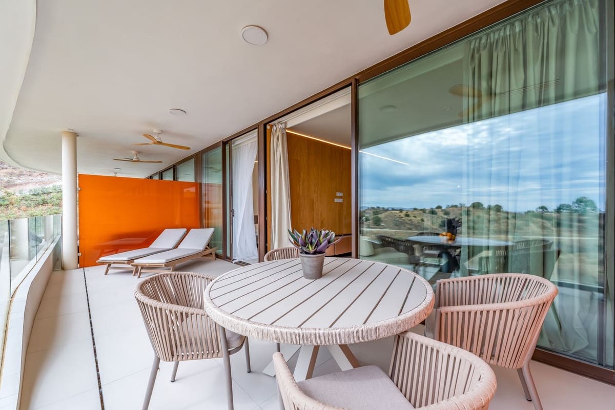 2 soveværelse Lejlighed til salg i Fuengirola med swimmingpool garage - € 599.000 (Ref: 9550053)