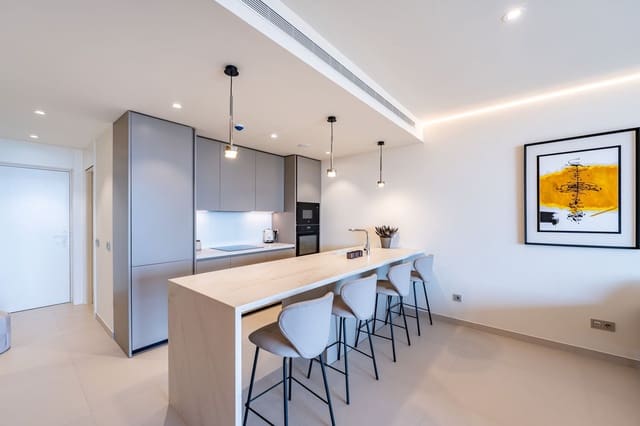 2 soveværelse Lejlighed til salg i Fuengirola med swimmingpool garage - € 599.000 (Ref: 9550053)