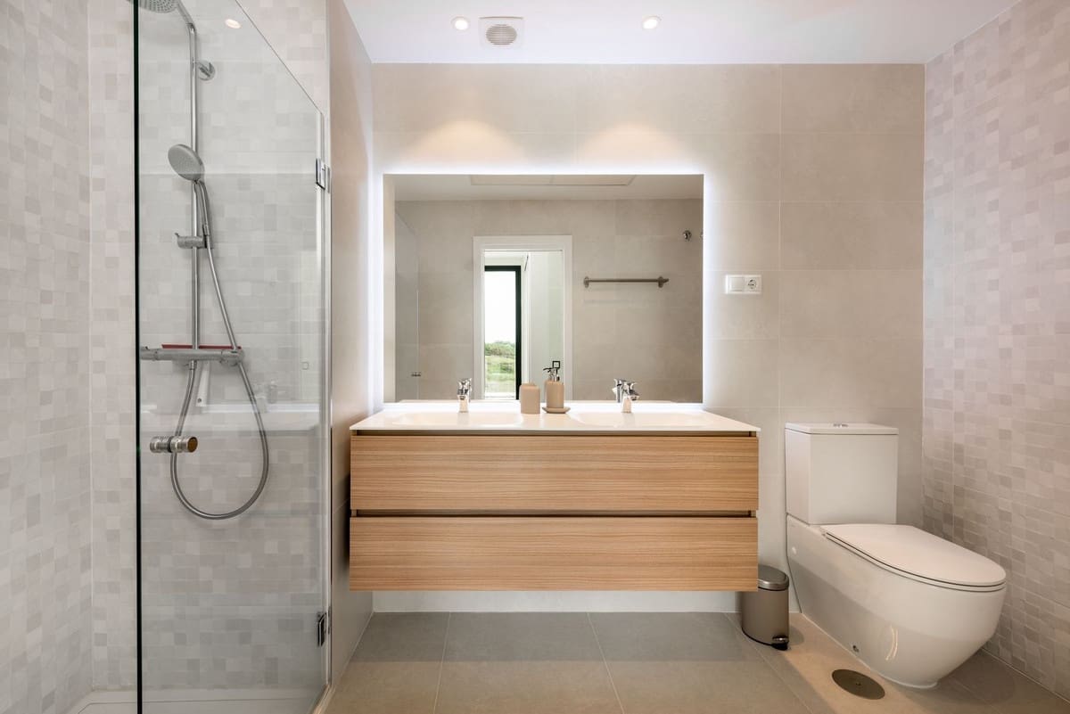 3 chambre Penthouse à vendre à Estepona avec piscine garage - 729 000 € (Ref: 9550190)