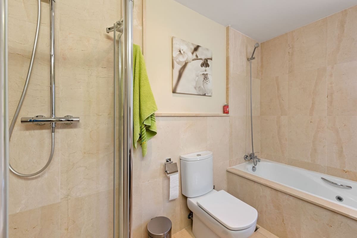 2 sovrum Takvåning till salu i Los Flamingos med pool garage - 1 190 000 € (Ref: 9550191)