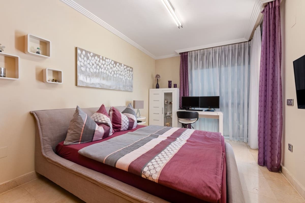 2 sovrum Takvåning till salu i Los Flamingos med pool garage - 1 190 000 € (Ref: 9550191)