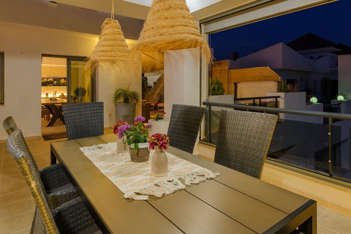 2 sovrum Takvåning till salu i Los Flamingos med pool garage - 1 190 000 € (Ref: 9550191)