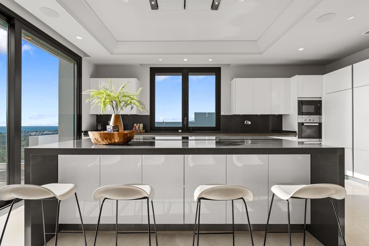 Villa zu verkaufen in Benahavis mit Pool Garage - 4.995.000 € (Ref: 9550192)