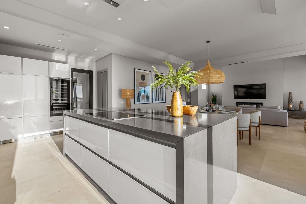 Villa zu verkaufen in Benahavis mit Pool Garage - 4.995.000 € (Ref: 9550192)