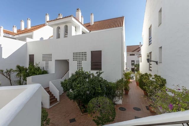 1 slaapkamer Appartement te koop in Nueva Andalucia, Marbella met zwembad garage - € 460.000 (Ref: 9551982)