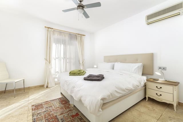 2 bedroom Apartment for sale in Nueva Andalucia, Marbella with pool garage - € 520,000 (Ref: 9551983)