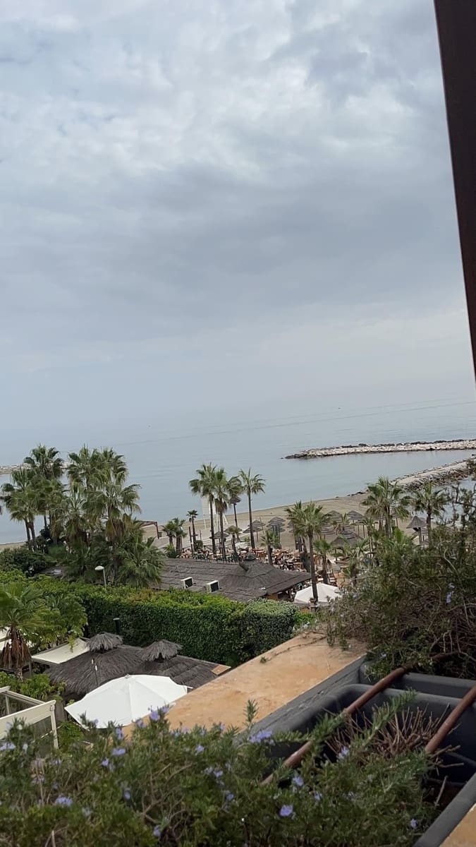 3 Zimmer Penthouse zu verkaufen in Puerto Banus mit Pool Garage - 1.575.000 € (Ref: 9551996)