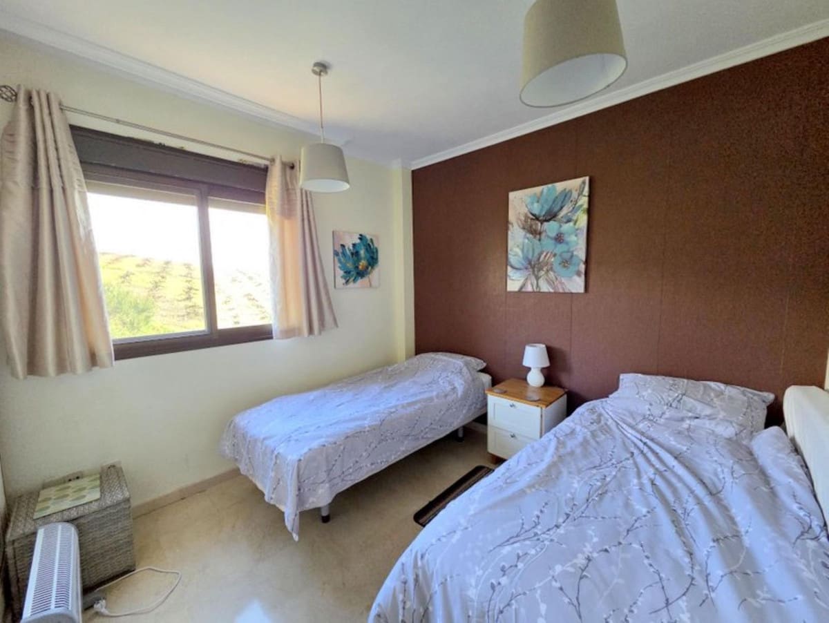 2 makuuhuone Huoneisto myytävänä paikassa Casares mukana uima-altaan 
autotalli - 329 000 € (Ref: 9551999)