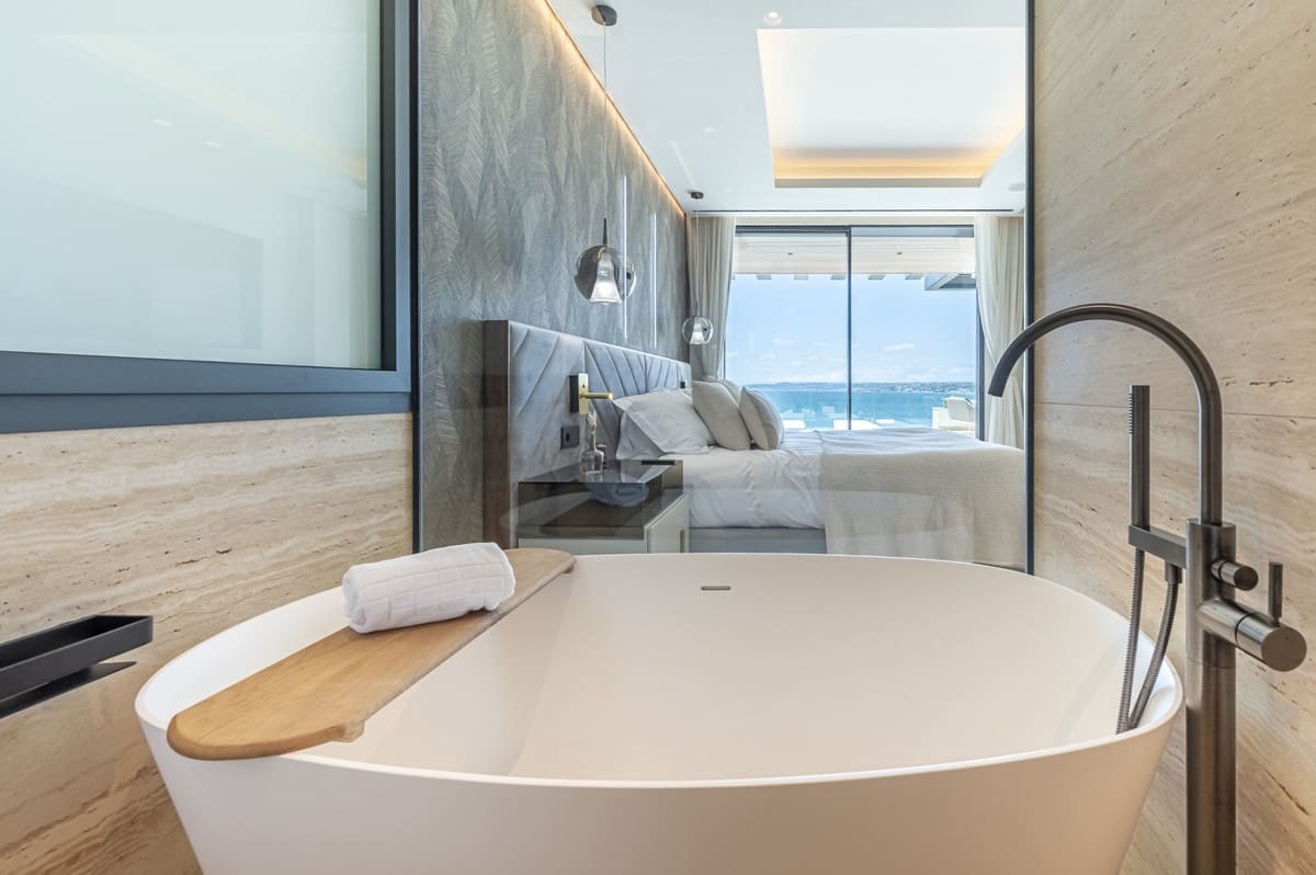 2 makuuhuone Huoneisto myytävänä paikassa Estepona mukana uima-altaan 
autotalli - 2 395 000 € (Ref: 9552251)