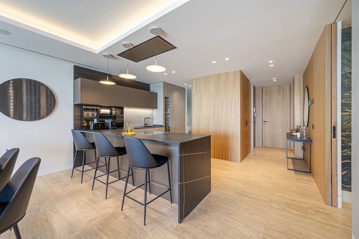 2 makuuhuone Huoneisto myytävänä paikassa Estepona mukana uima-altaan 
autotalli - 2 395 000 € (Ref: 9552251)