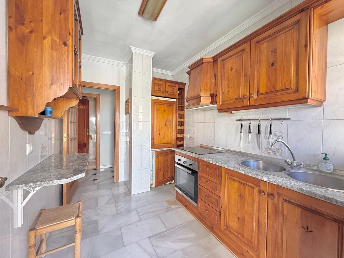 Ático de 2 habitaciones en Fuengirola en venta - 315.000 € (Ref: 9552301)