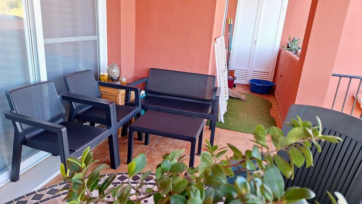 2 chambre Appartement à vendre à La Duquesa / Puerto de la Duquesa avec piscine garage - 235 000 € (Ref: 9552415)