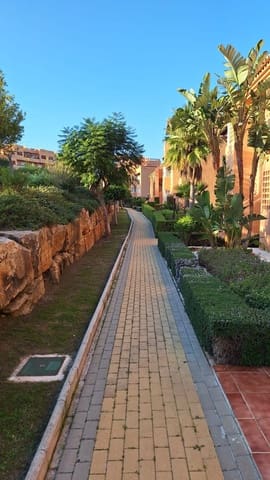 2 Zimmer Apartment zu verkaufen in Bahia de Casares, Casares mit Pool Garage - 265.200 € (Ref: 9552422)