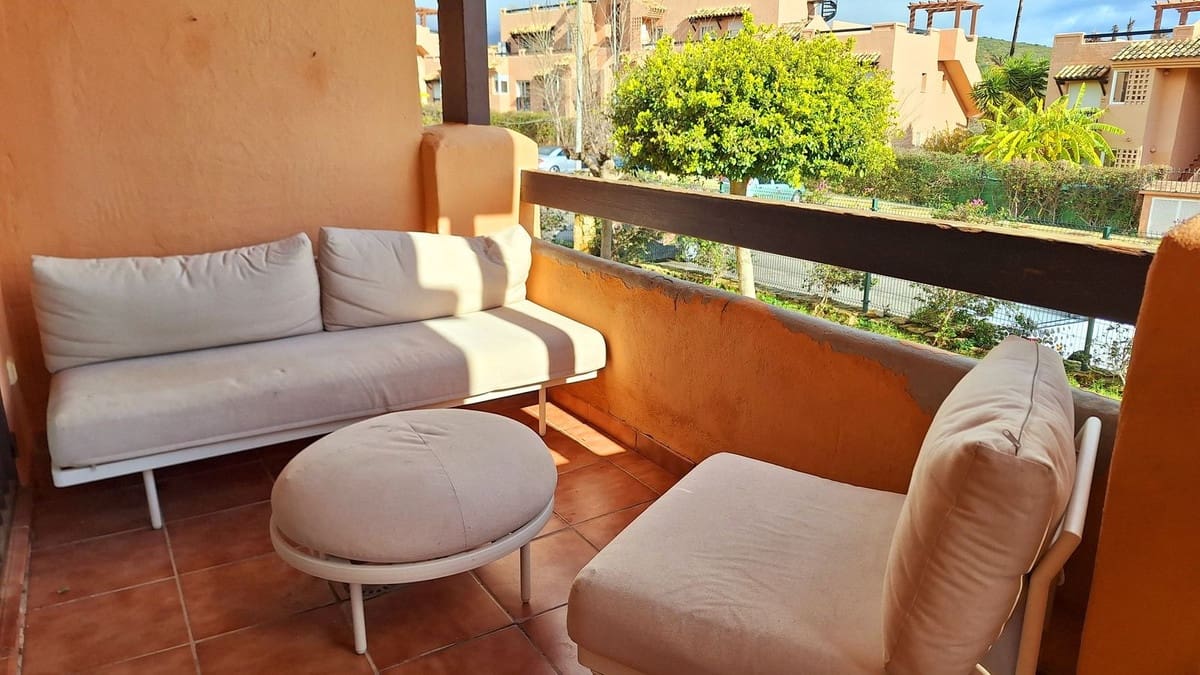 Apartamento de 2 habitaciones en Bahia de Casares en venta con piscina garaje - 265.200 € (Ref: 9552422)