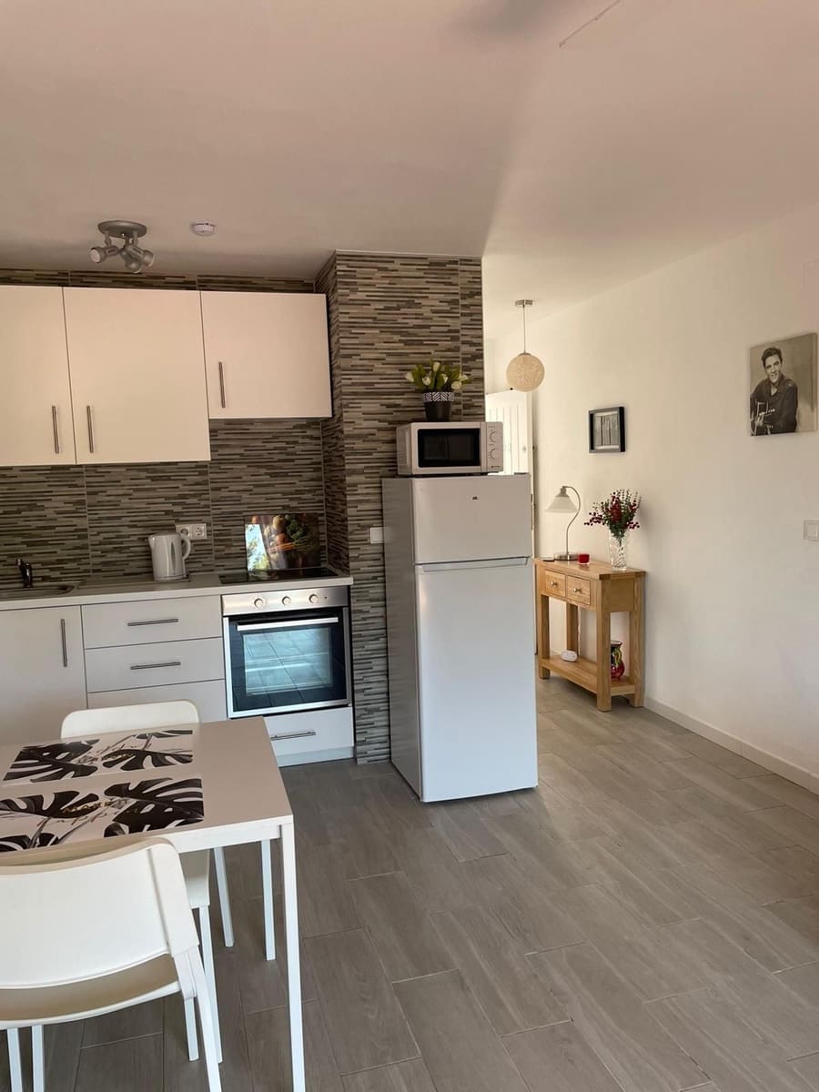 1 soverom Leilighet til salgs i Mijas med svømmebasseng garasje - € 230 000 (Ref: 9552451)