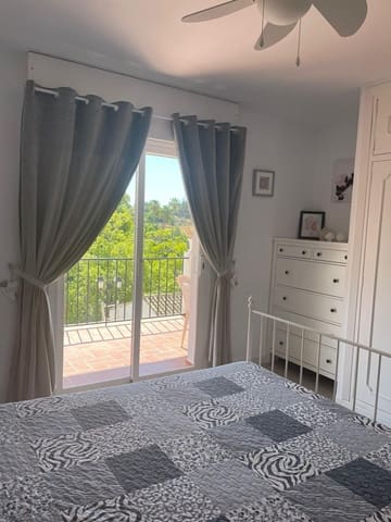 1 slaapkamer Appartement te koop in Mijas met zwembad garage - € 230.000 (Ref: 9552451)