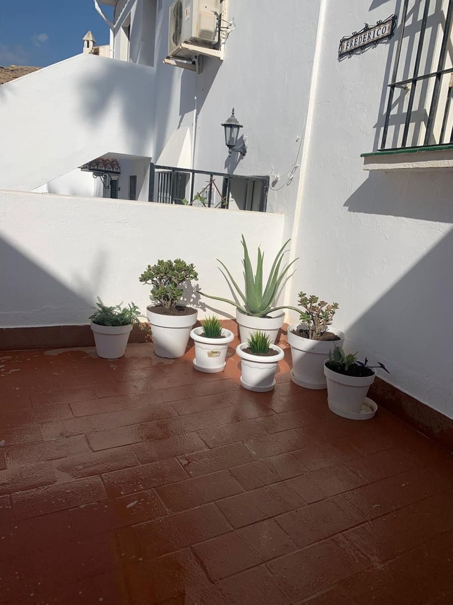 1 soverom Leilighet til salgs i Mijas med svømmebasseng garasje - € 230 000 (Ref: 9552451)
