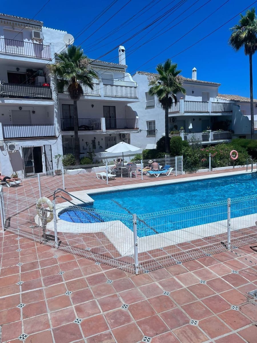 1 soverom Leilighet til salgs i Mijas med svømmebasseng garasje - € 230 000 (Ref: 9552451)