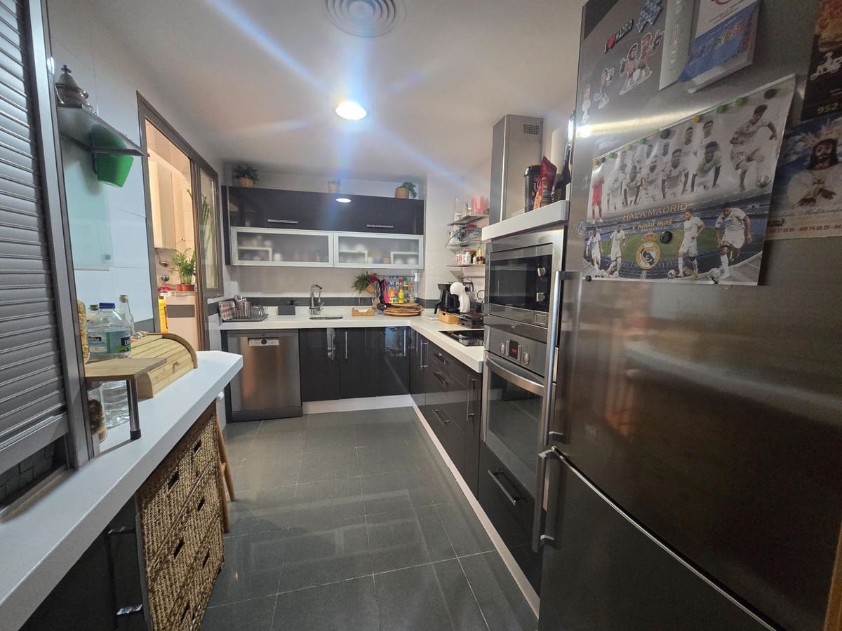 2 Zimmer Apartment zu verkaufen in Torremolinos mit Pool Garage - 480.000 € (Ref: 9563900)