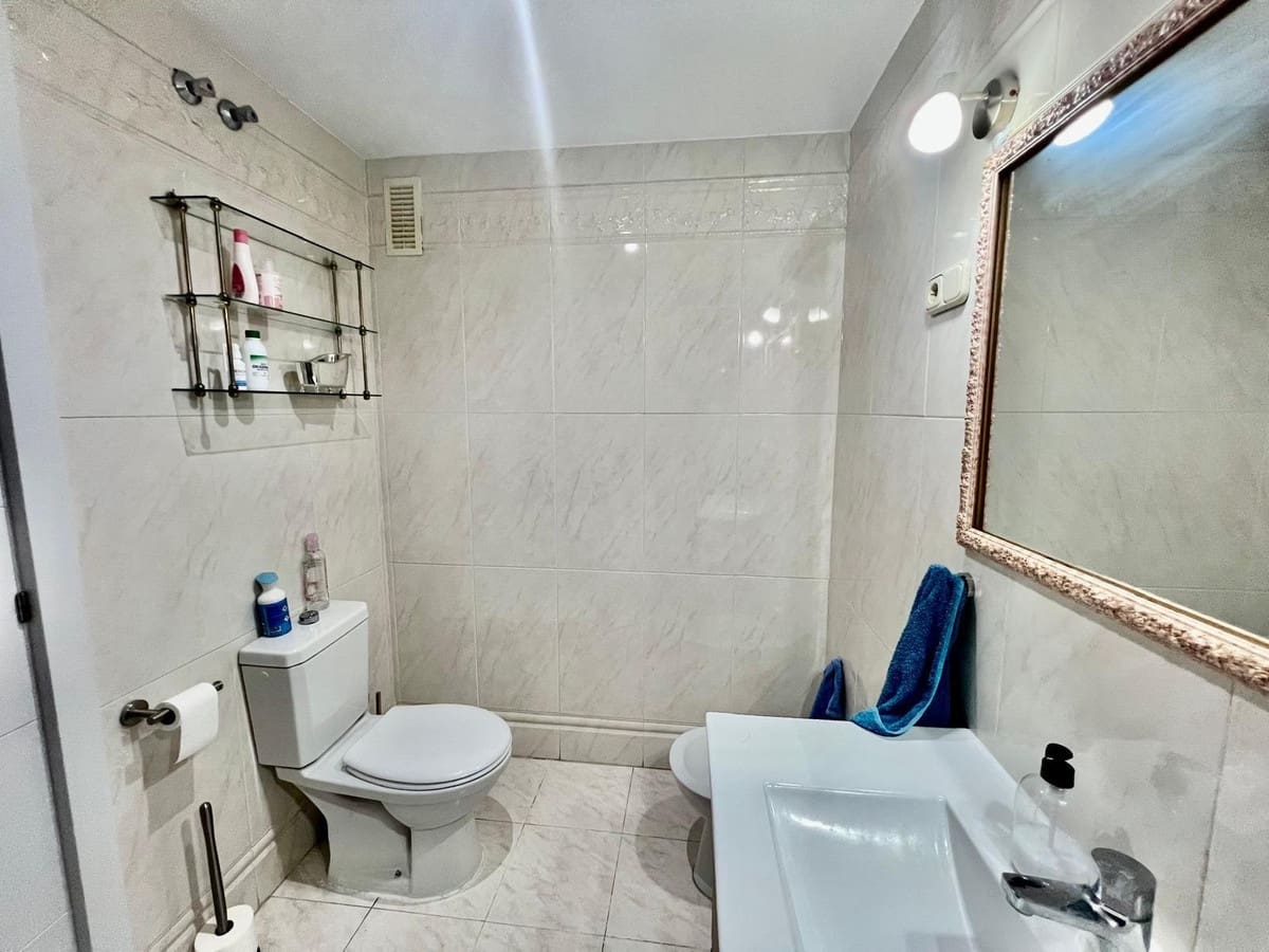 4 sypialnia Penthouse na sprzedaż w Benalmadena z basenem garażem - 485 000 € (Ref: 9563902)