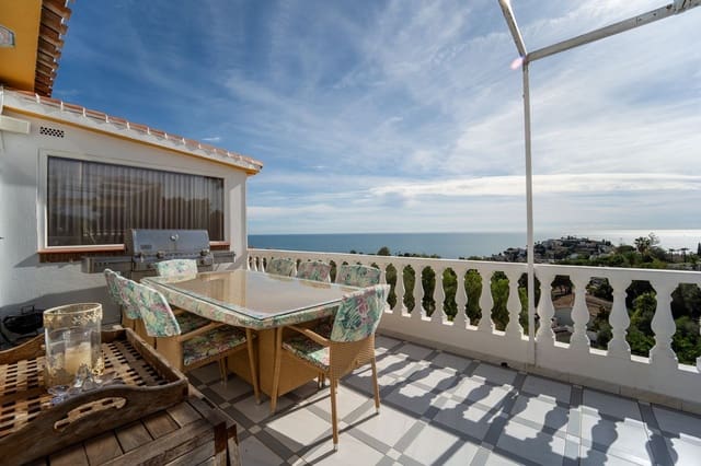 4 soveværelse Villa til salg i Benalmadena Costa, Benalmádena med swimmingpool garage - € 1.340.000 (Ref: 9565487)