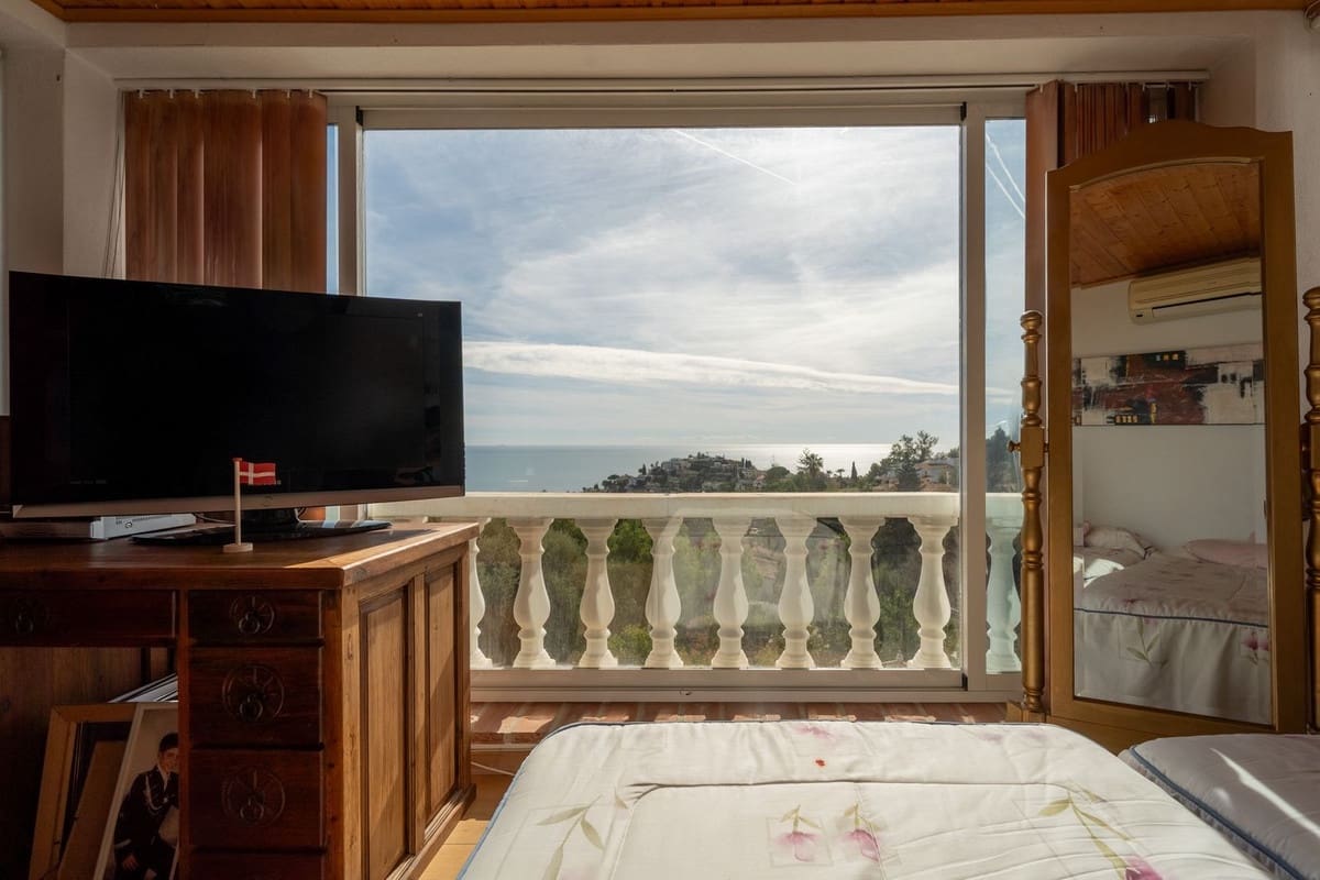 4 camera da letto Villa in vendita in Benalmadena Costa con piscina garage - 1.340.000 € (Rif: 9565487)