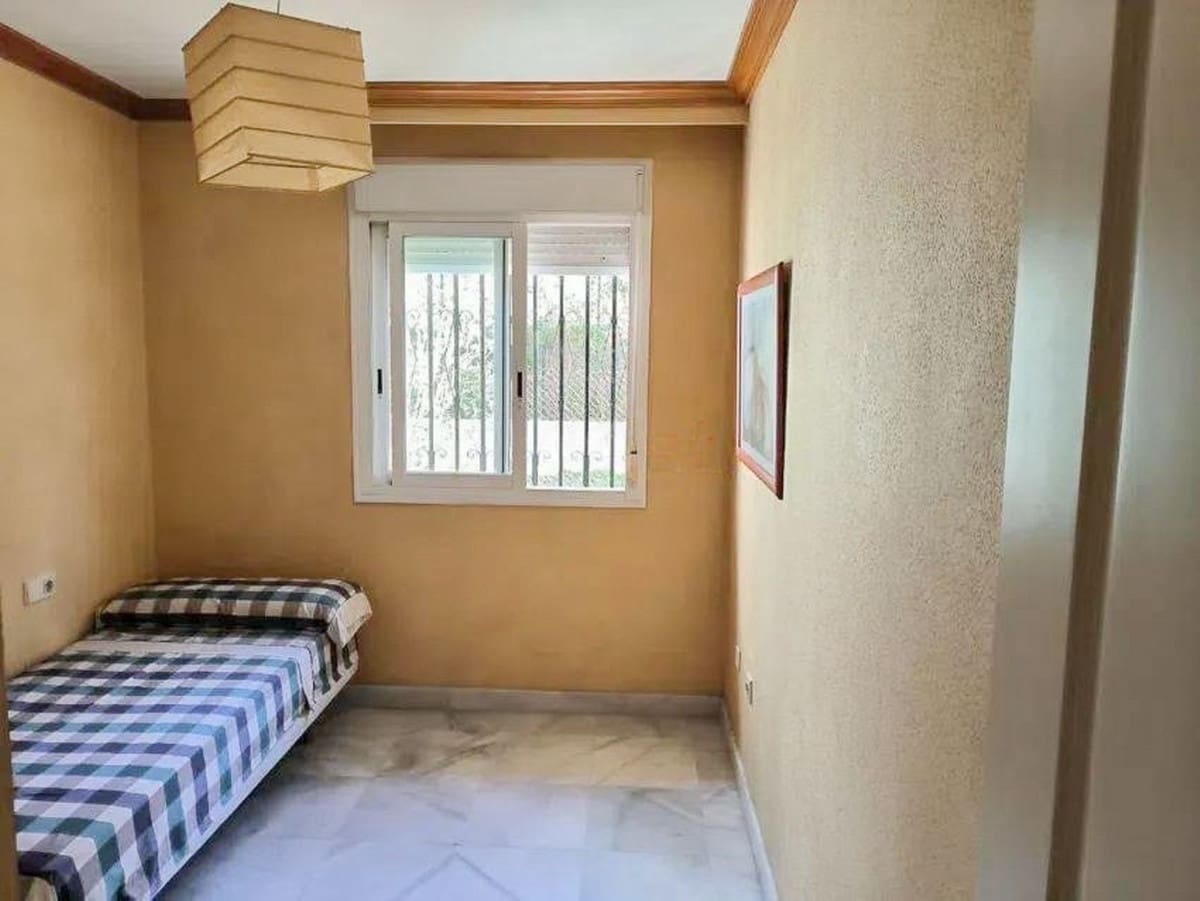 Apartamento de 3 habitaciones en Golden Mile en venta con piscina garaje - 450.000 € (Ref: 9566531)