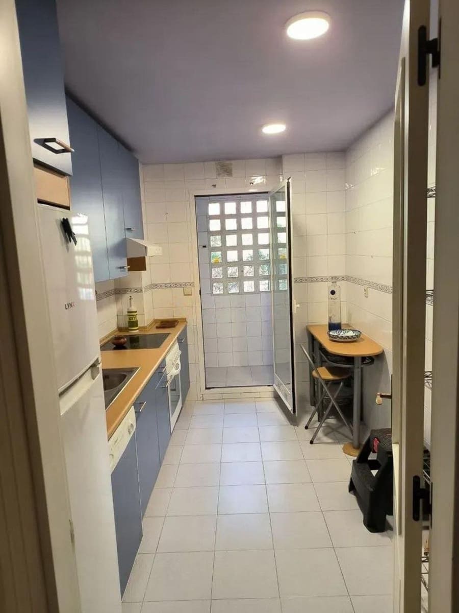 Apartamento de 3 habitaciones en Golden Mile en venta con piscina garaje - 450.000 € (Ref: 9566531)