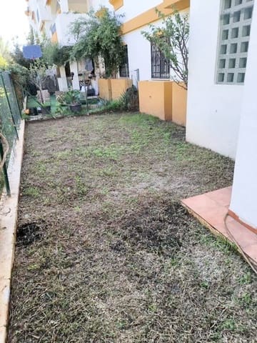 3 makuuhuone Huoneisto myytävänä paikassa Nagüeles Alto, Marbella mukana uima-altaan 
autotalli - 450 000 € (Ref: 9566531)