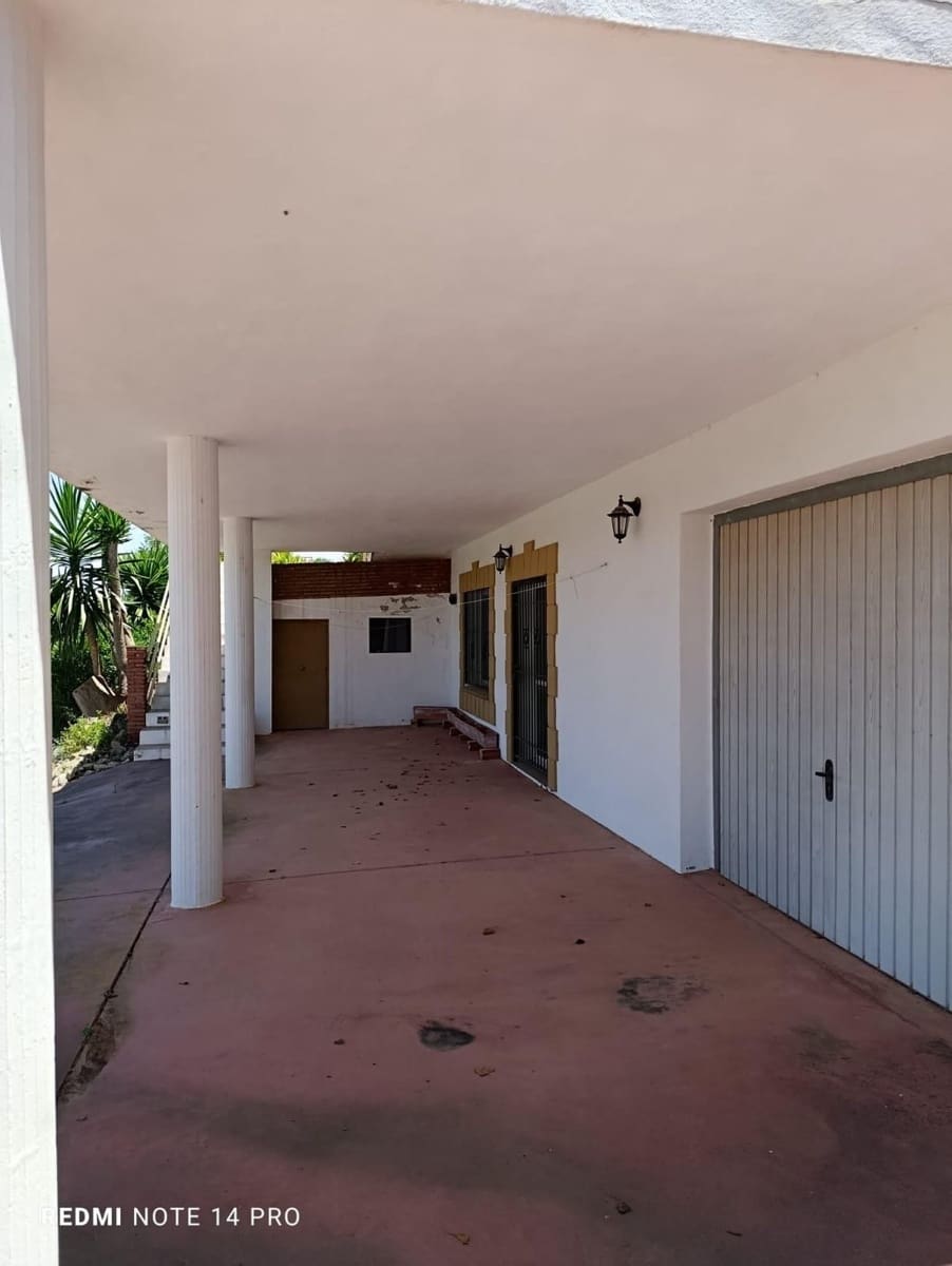 5 bedroom Villa for sale in Alhaurin el Grande with pool garage - € 495,000 (Ref: 9566618)