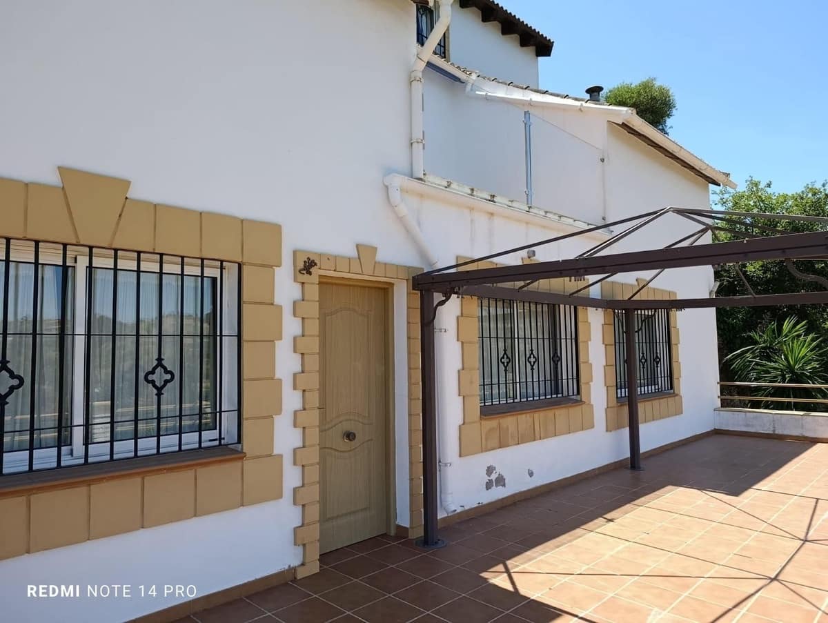 5 bedroom Villa for sale in Alhaurin el Grande with pool garage - € 495,000 (Ref: 9566618)
