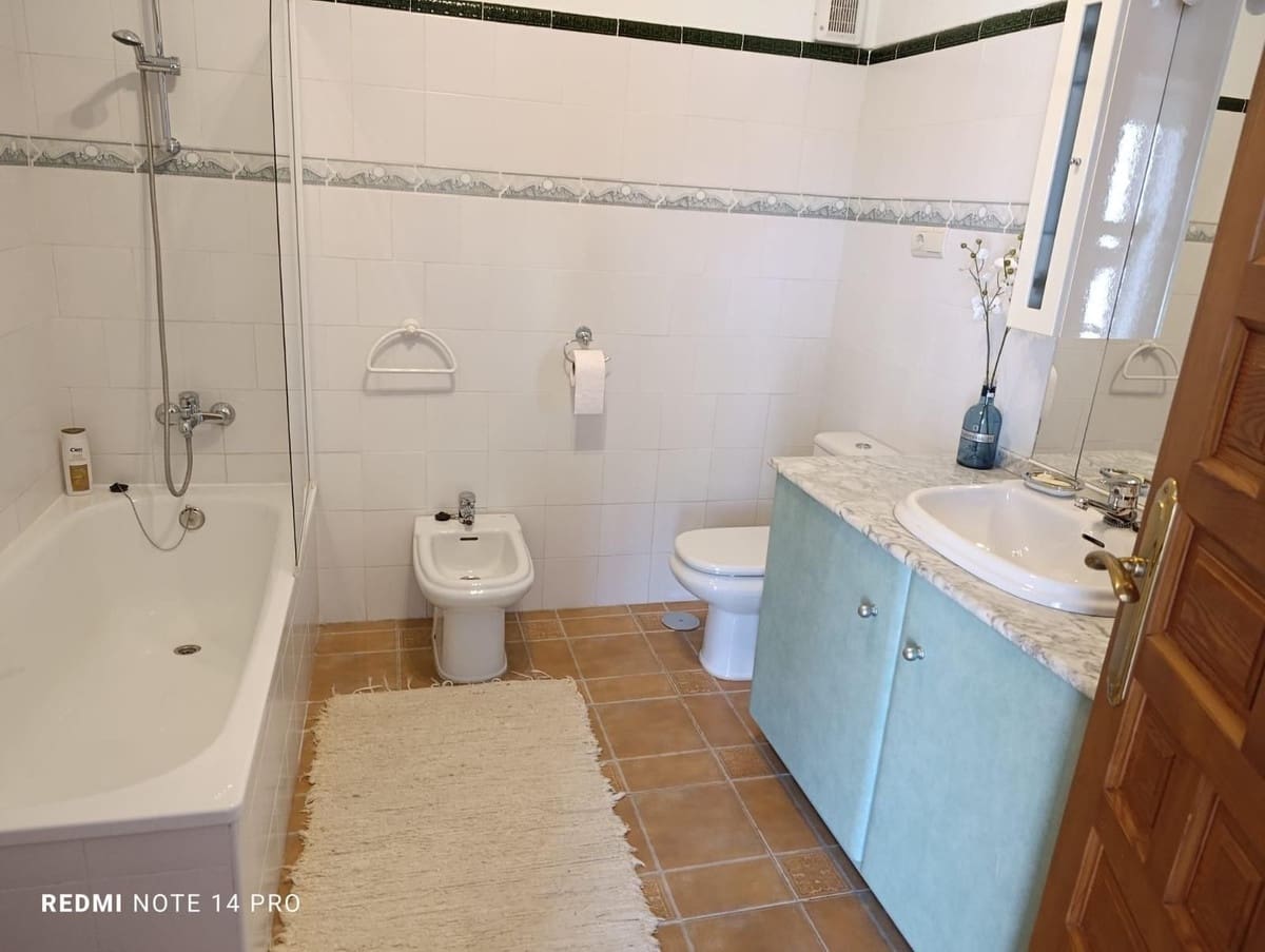 5 bedroom Villa for sale in Alhaurin el Grande with pool garage - € 495,000 (Ref: 9566618)