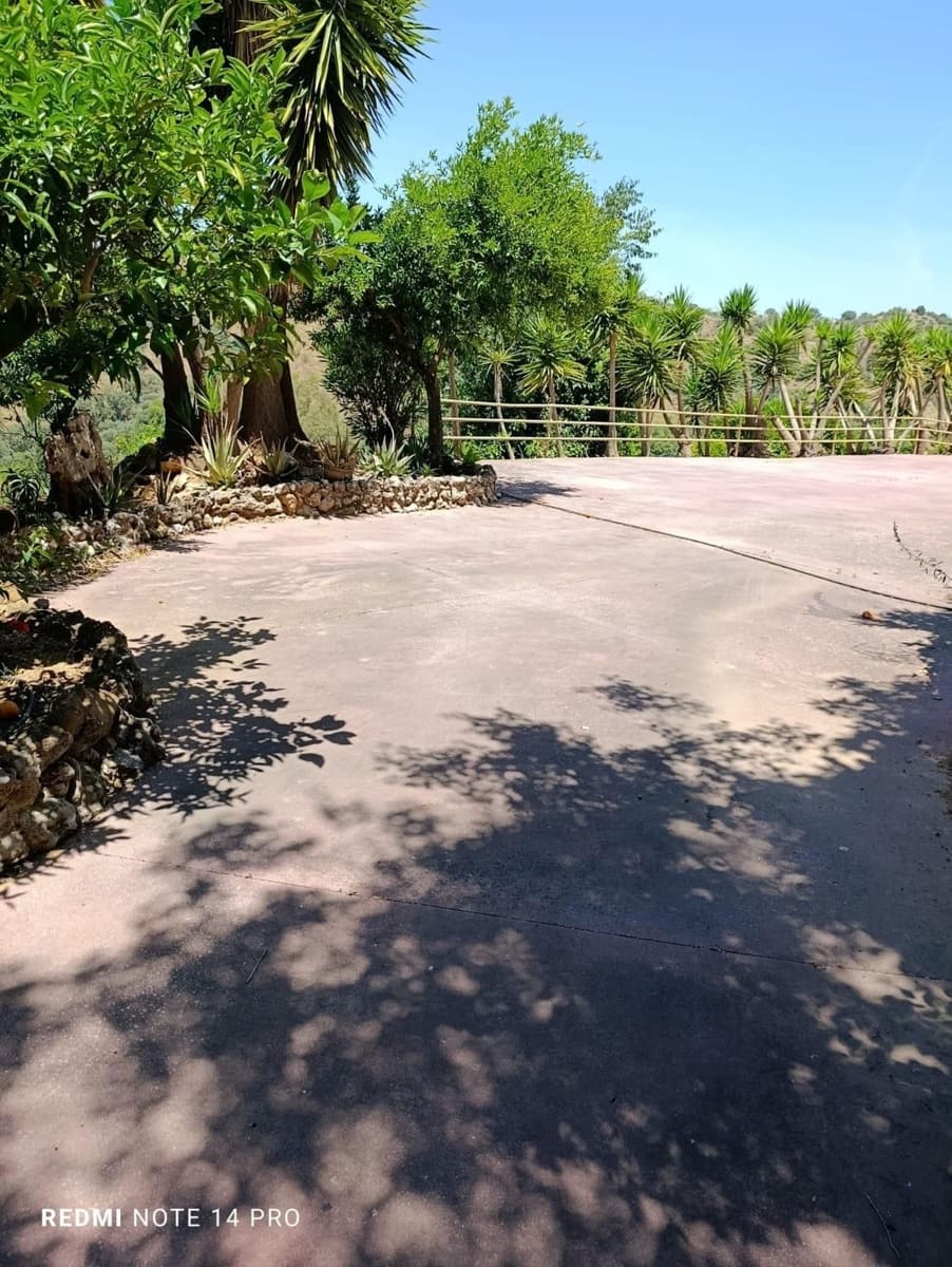 5 bedroom Villa for sale in Alhaurin el Grande with pool garage - € 495,000 (Ref: 9566618)