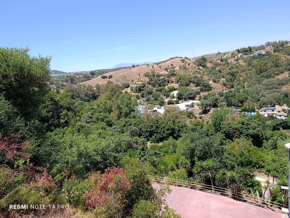 5 bedroom Villa for sale in Alhaurin el Grande with pool garage - € 495,000 (Ref: 9566618)