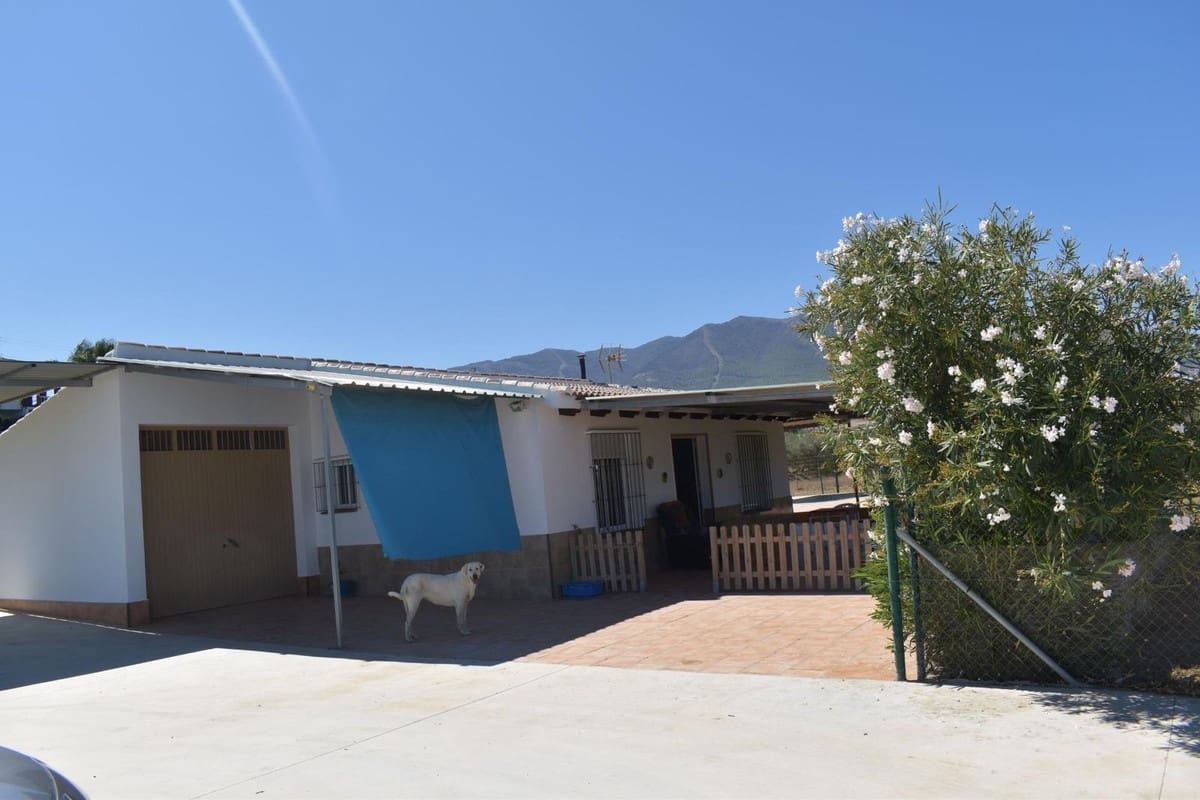 Finca/Casa Rural de 2 habitaciones en Alhaurín el Grande en venta con piscina garaje - 490.000 € (Ref: 9566661)