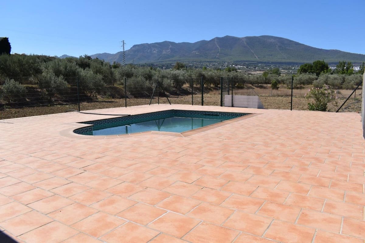 Finca/Casa Rural de 2 habitaciones en Alhaurín el Grande en venta con piscina garaje - 490.000 € (Ref: 9566661)