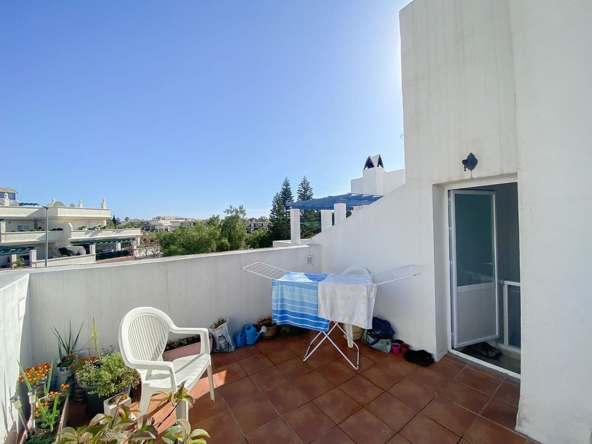 3 Zimmer Haus zu verkaufen in Nueva Andalucia mit Pool Garage - 495.000 € (Ref: 9566692)