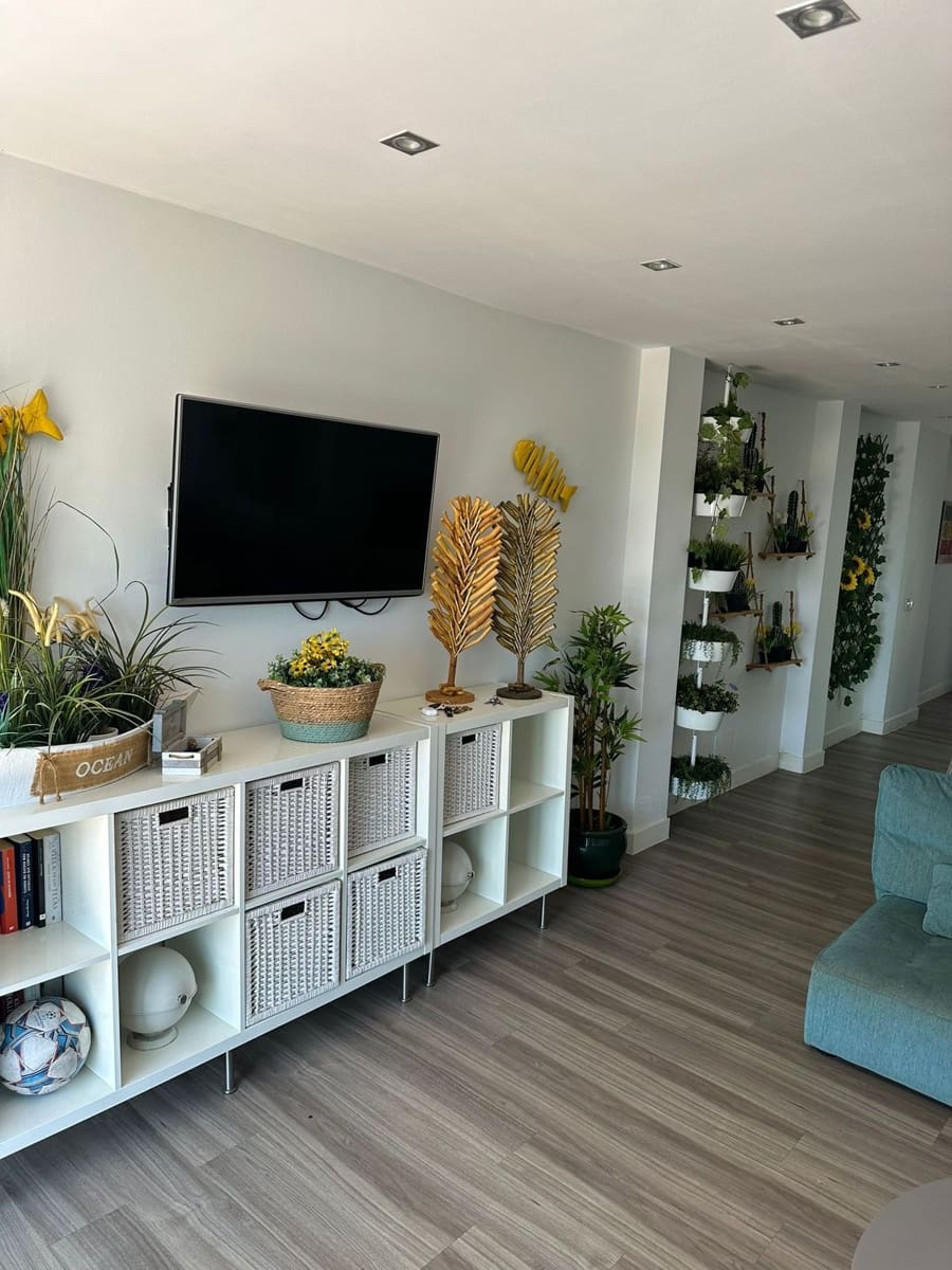 1 Zimmer Apartment zu verkaufen in Bahia de Casares mit Pool Garage - 479.000 € (Ref: 9566699)