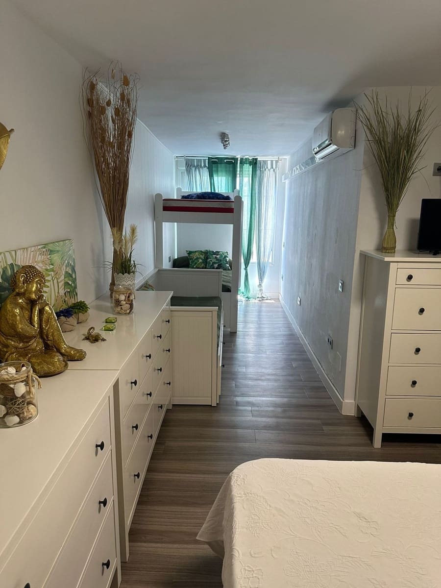 1 Zimmer Apartment zu verkaufen in Bahia de Casares mit Pool Garage - 479.000 € (Ref: 9566699)