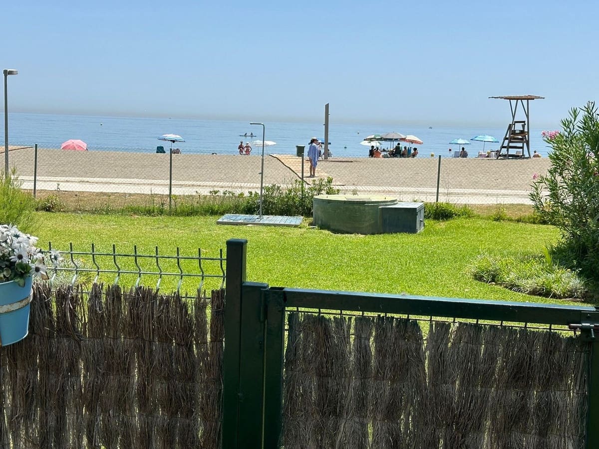 1 Zimmer Apartment zu verkaufen in Bahia de Casares mit Pool Garage - 479.000 € (Ref: 9566699)