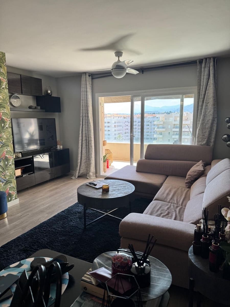 3 Zimmer Penthouse zu verkaufen in Nueva Andalucia mit Pool Garage - 460.000 € (Ref: 9569637)