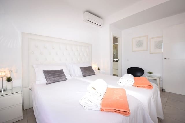 2 sovrum Takvåning till salu i La Cala de Mijas, Mijas med pool garage - 475 000 € (Ref: 9570035)