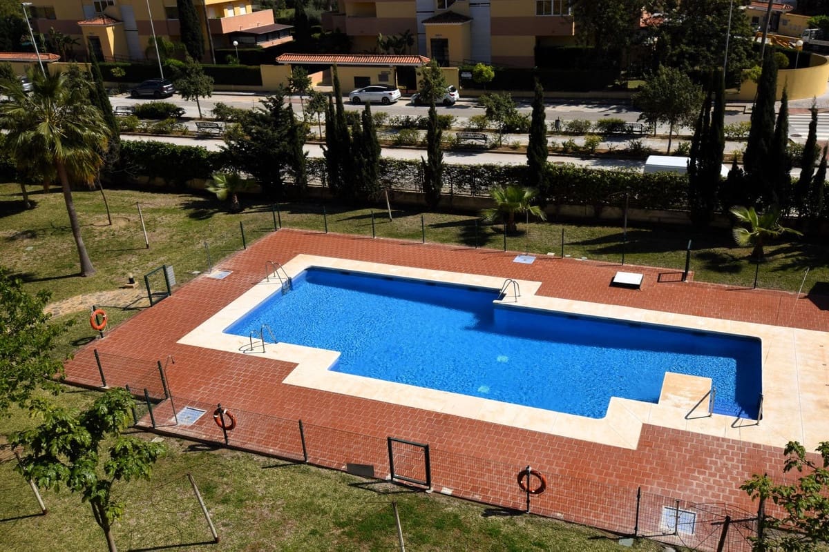 2 sovrum Takvåning till salu i La Cala de Mijas med pool garage - 475 000 € (Ref: 9570035)