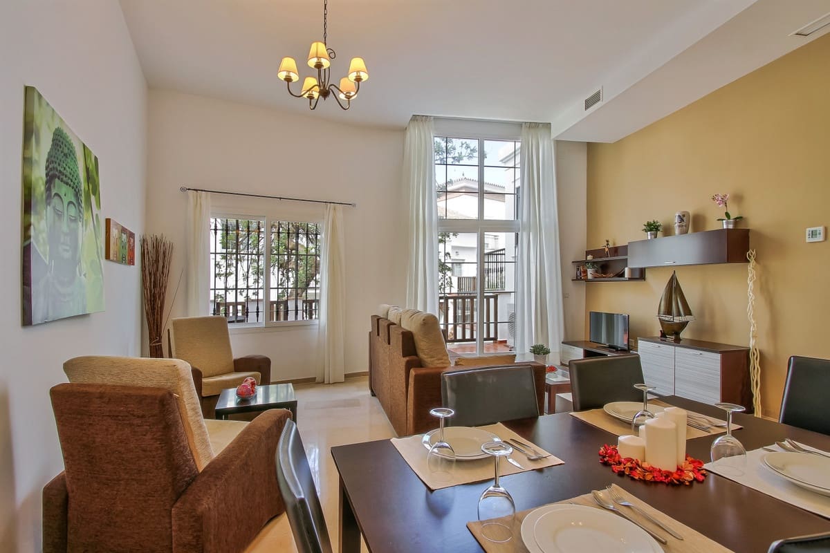 3 slaapkamer Halfvrijstaande villa te koop in Alhaurin de la Torre met zwembad - € 479.900 (Ref: 9570162)