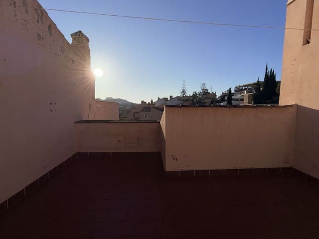 4 soveværelse Byhus til salg i Riviera del Sol, Mijas med swimmingpool garage - € 475.000 (Ref: 9571867)