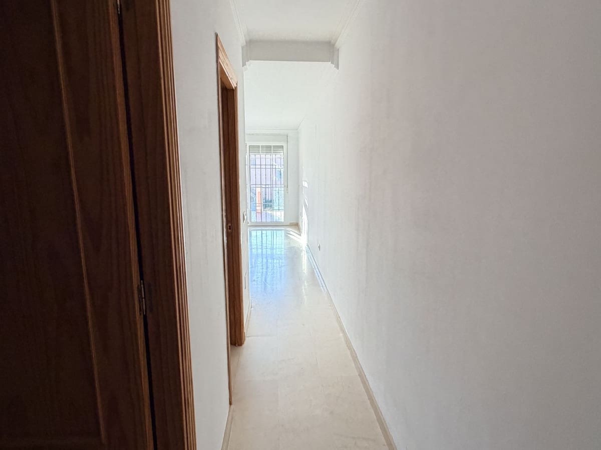 4 quarto Casa em Banda para venda em Riviera del Sol com piscina garagem - 475 000 € (Ref: 9571867)