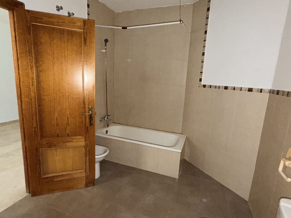 4 quarto Casa em Banda para venda em Riviera del Sol com piscina garagem - 475 000 € (Ref: 9571867)