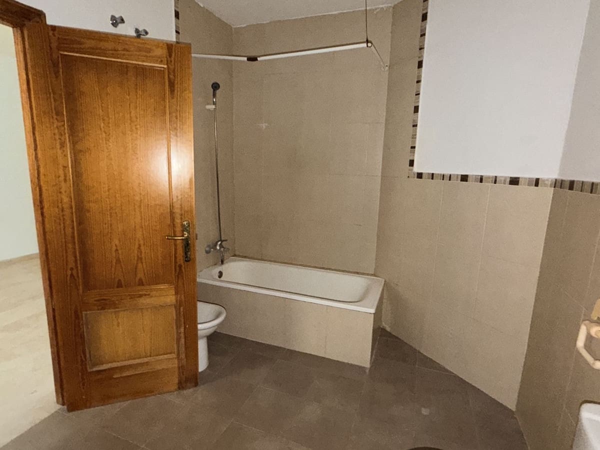 4 quarto Casa em Banda para venda em Riviera del Sol com piscina garagem - 475 000 € (Ref: 9571867)