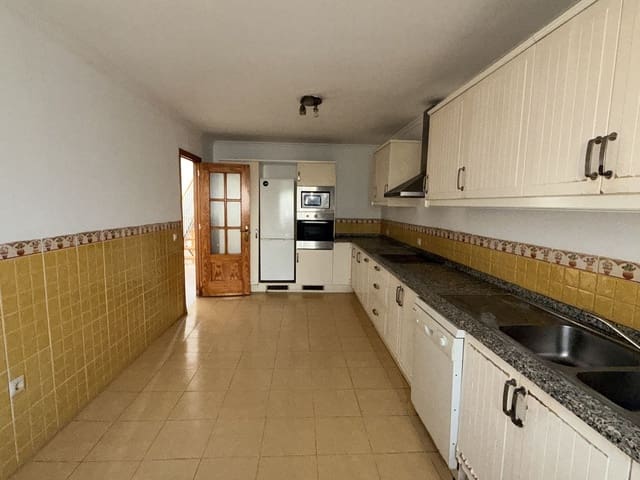 4 soveværelse Byhus til salg i Riviera del Sol, Mijas med swimmingpool garage - € 475.000 (Ref: 9571867)